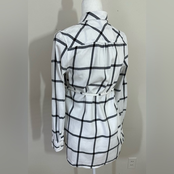 Isabel sz XS maternity top in white and black plaid incudes tie belt - Picture 9 of 13